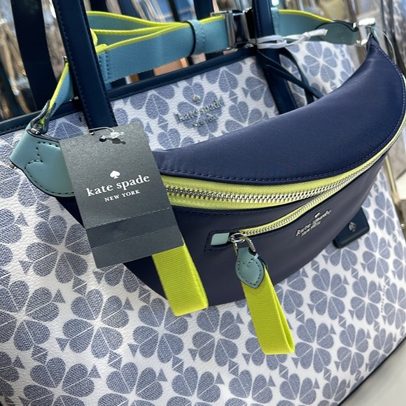 Kate Spade Chelsea Colorblock Belt Waist Bag Fanny Pack
Blazer Blue Multi
NWT - Picture 8 of 16